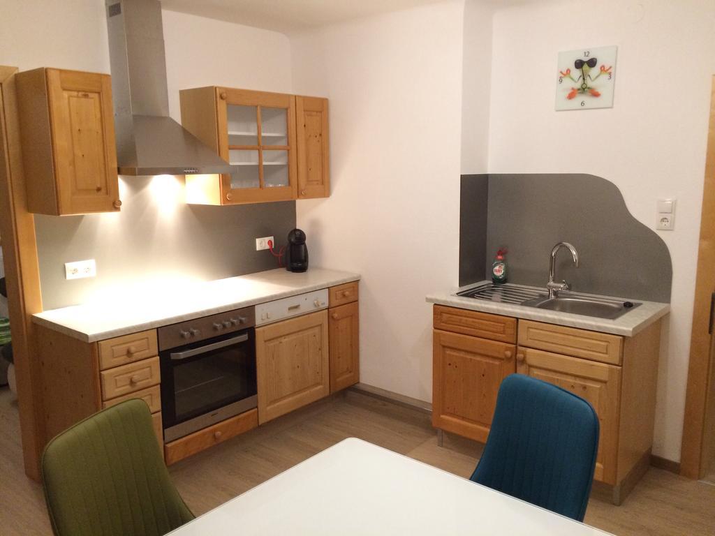 Appartement Luna Митерзил Екстериор снимка
